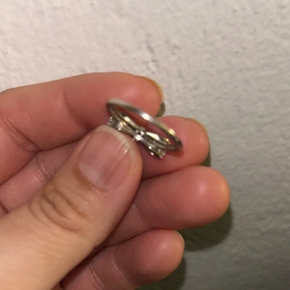 Elegant Silver Bow Women's Ring Sz 7